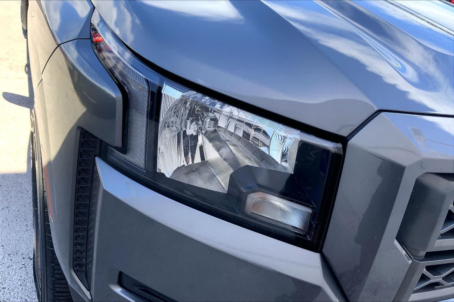 Thumbnail: 2024 Nissan Frontier - 31