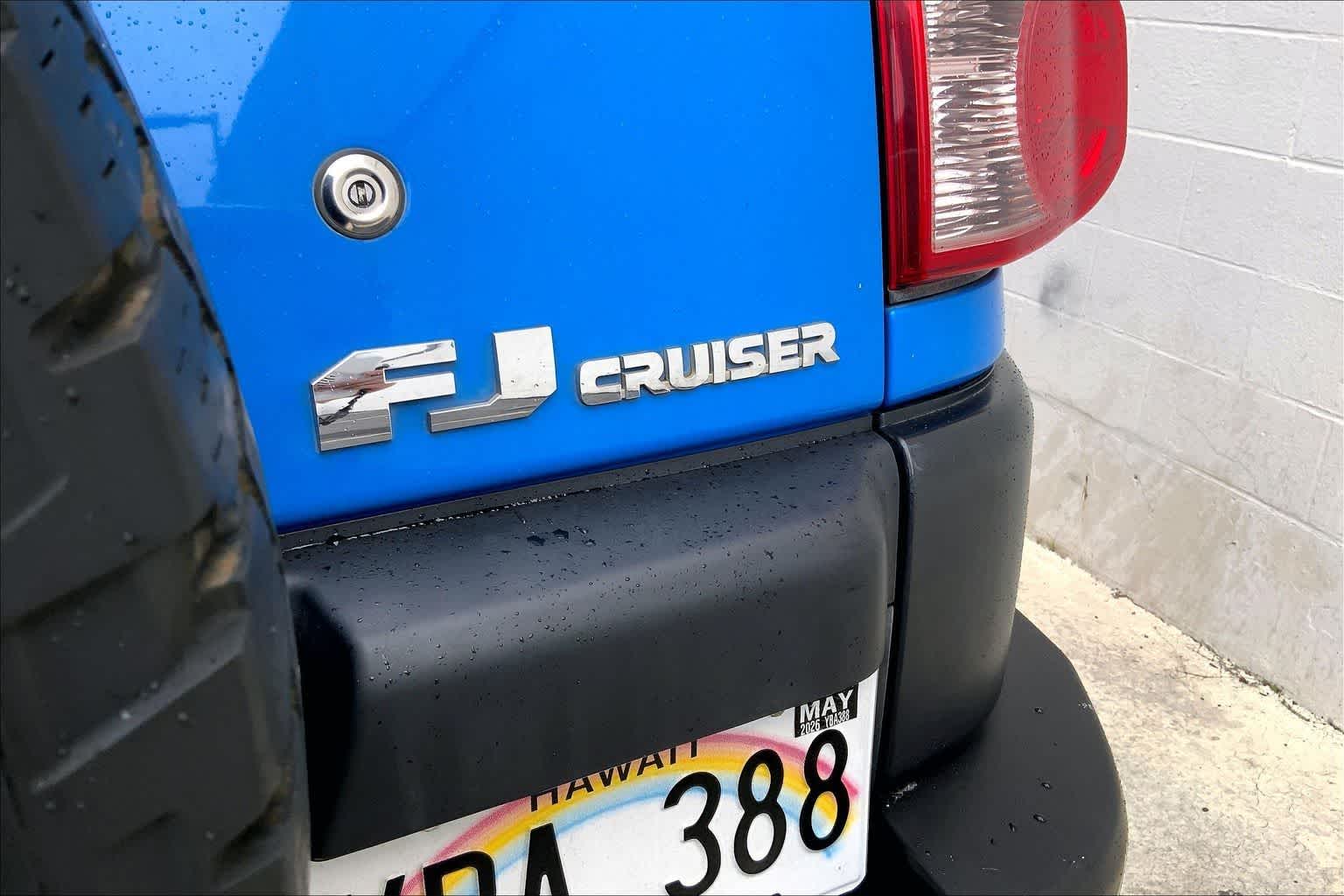 Thumbnail: 2007 Toyota FJ Cruiser - 8