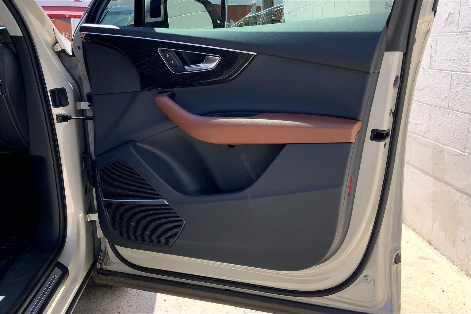 Thumbnail: 2022 Audi Q7 - 28