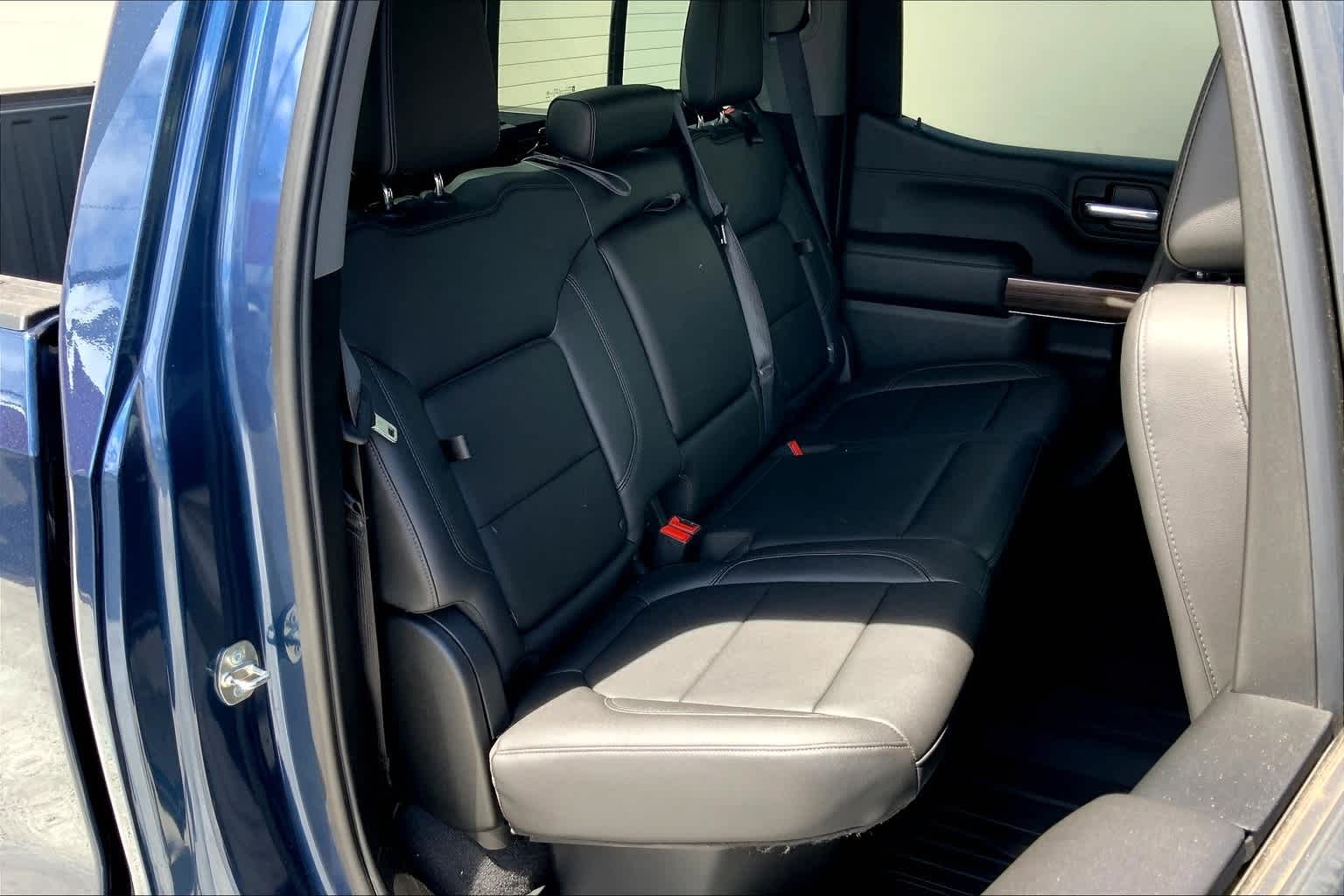 Thumbnail: 2019 Chevrolet Silverado 1500 - 20