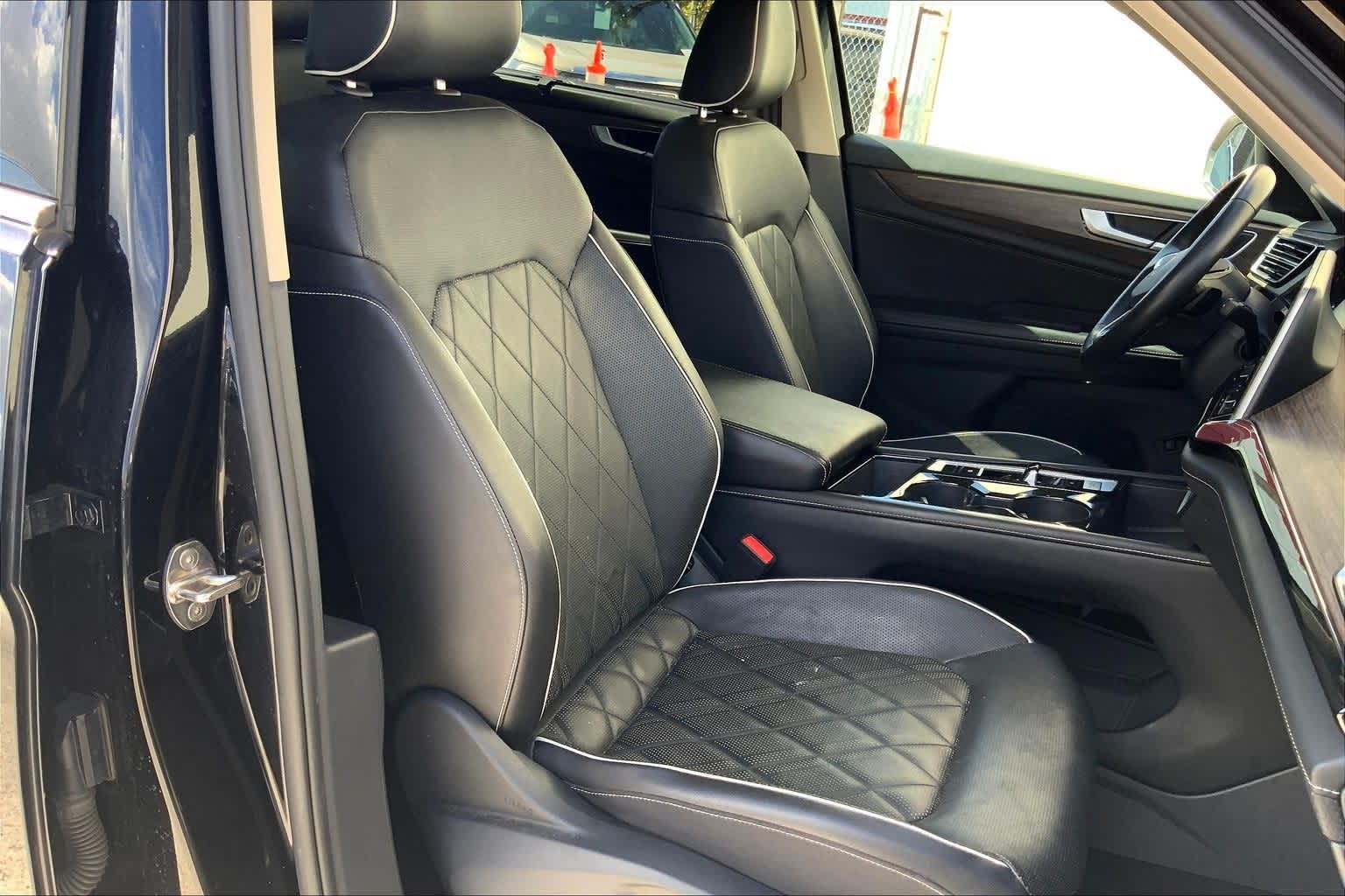 Thumbnail: 2024 Volkswagen Atlas - 14