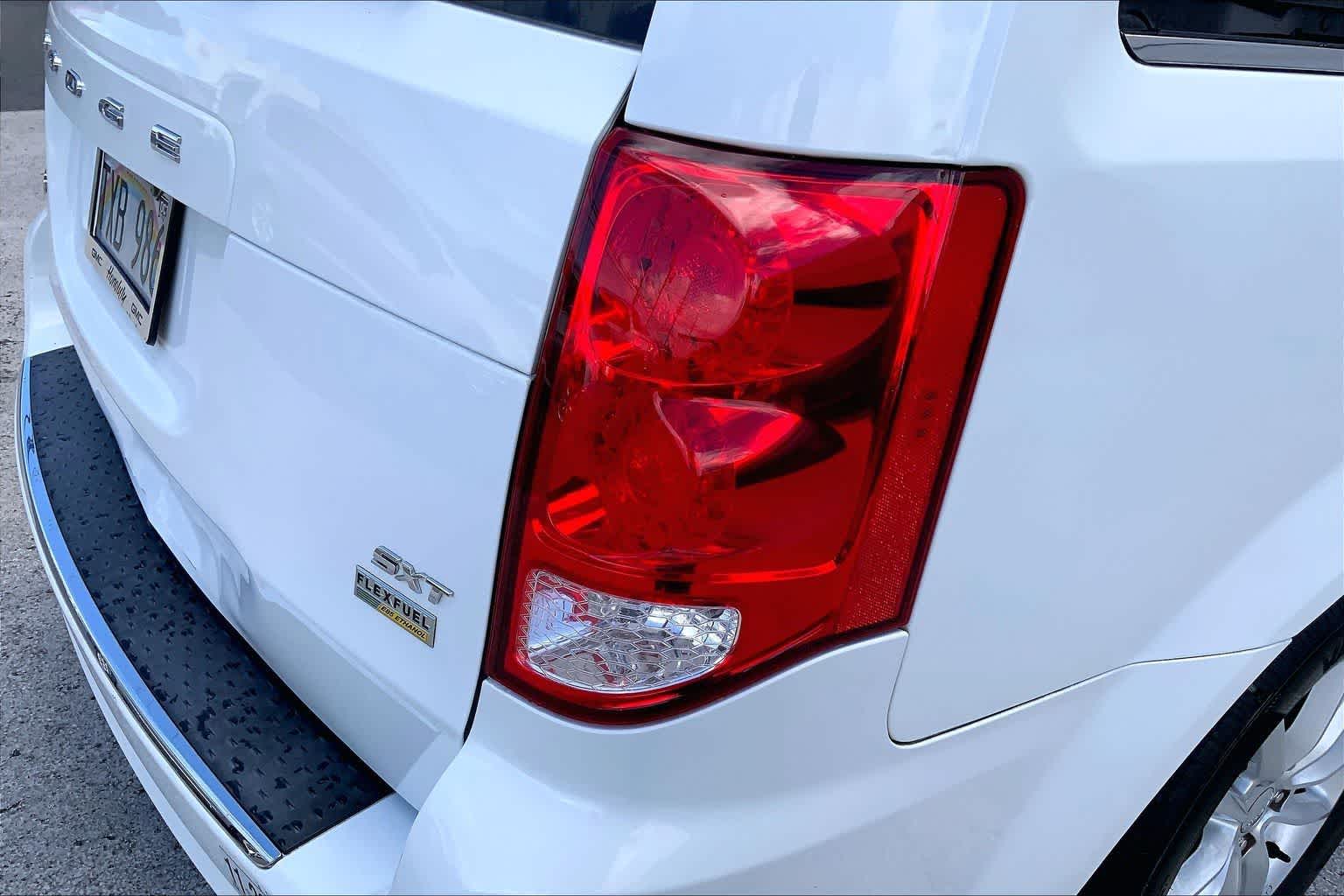 Thumbnail: 2019 Dodge Grand Caravan - 31
