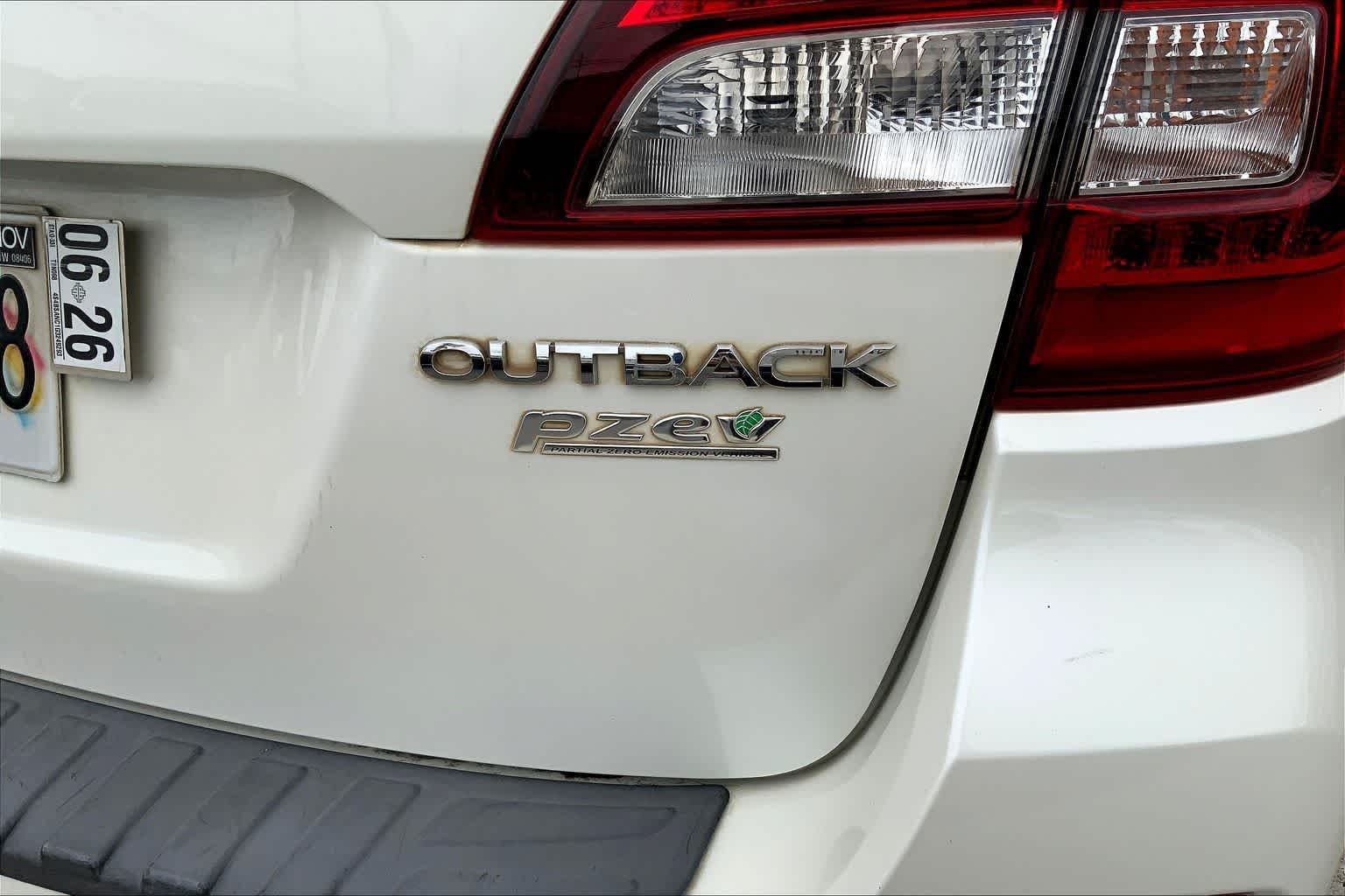 Thumbnail: 2016 Subaru Outback - 8
