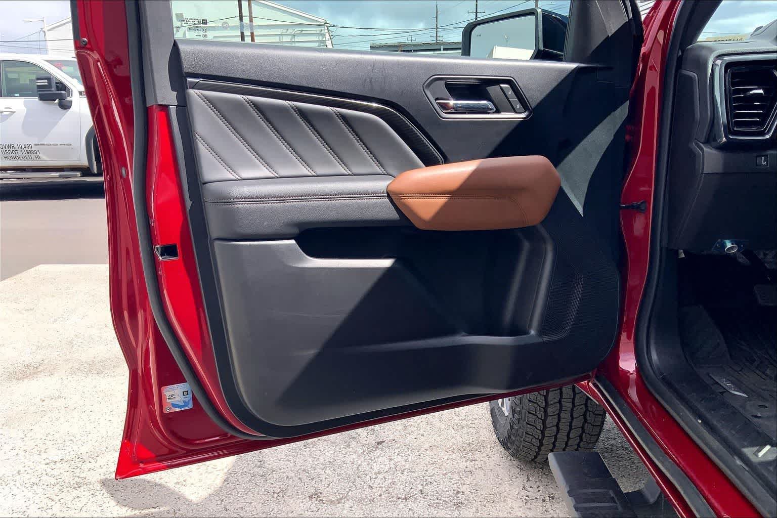 Thumbnail: 2023 GMC Canyon - 27