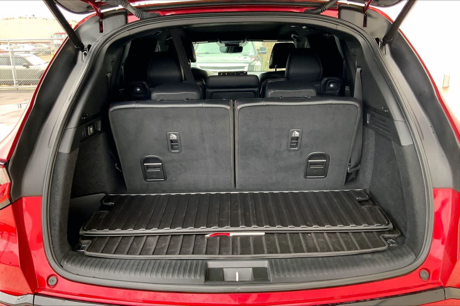 Thumbnail: 2022 Acura MDX - 19