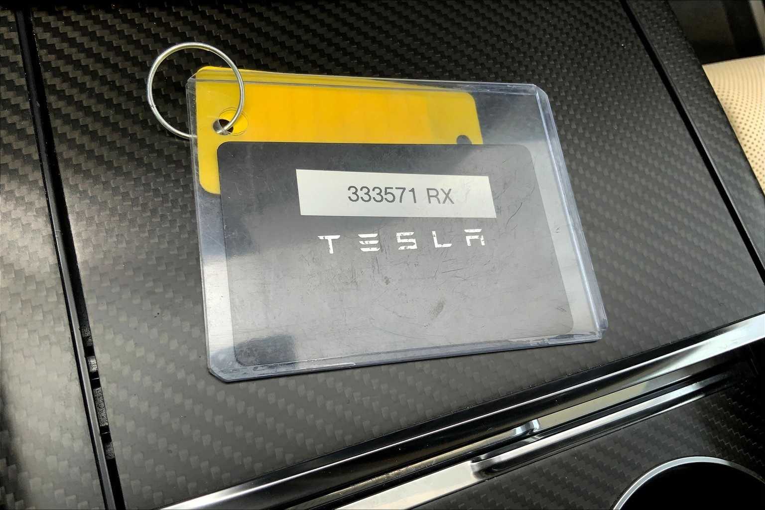 Thumbnail: 2022 Tesla Model X - 20