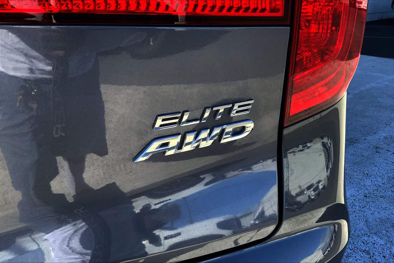 Thumbnail: 2018 Honda Pilot - 8