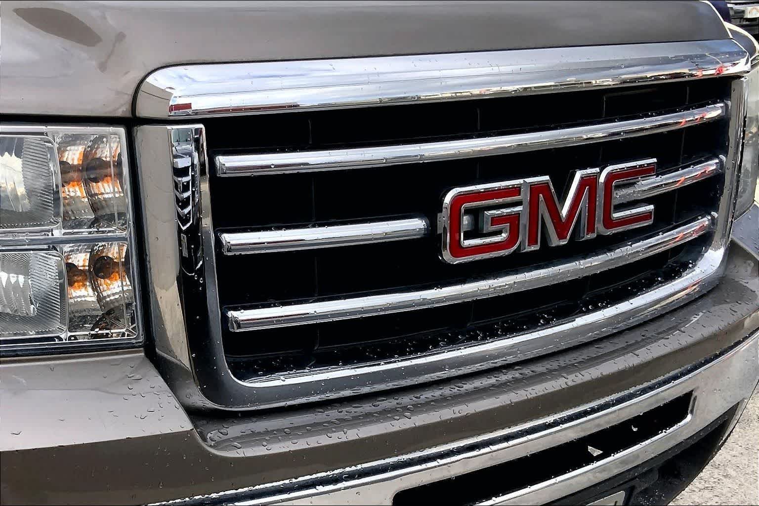 Thumbnail: 2012 GMC Sierra 1500 - 33