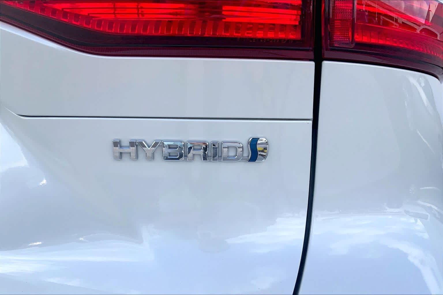 Thumbnail: 2022 Toyota Venza - 7