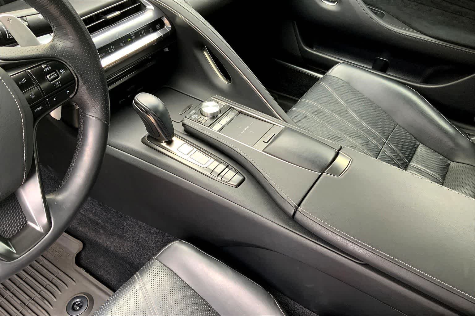 Thumbnail: 2018 Lexus LC - 16