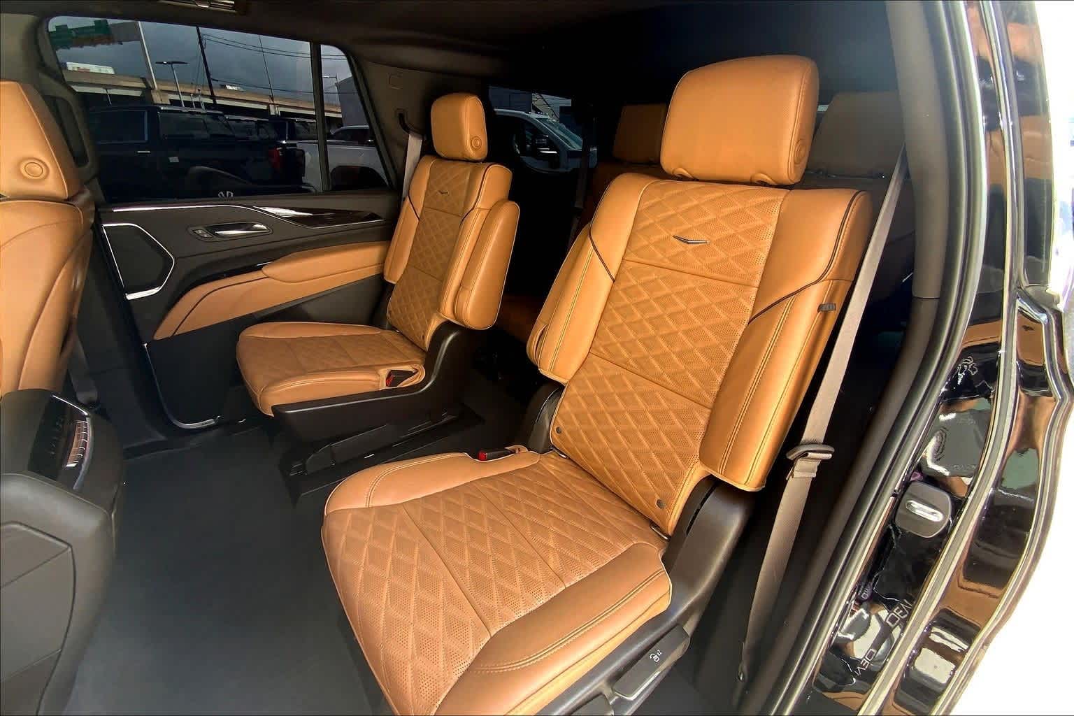 Thumbnail: 2022 Cadillac Escalade - 29