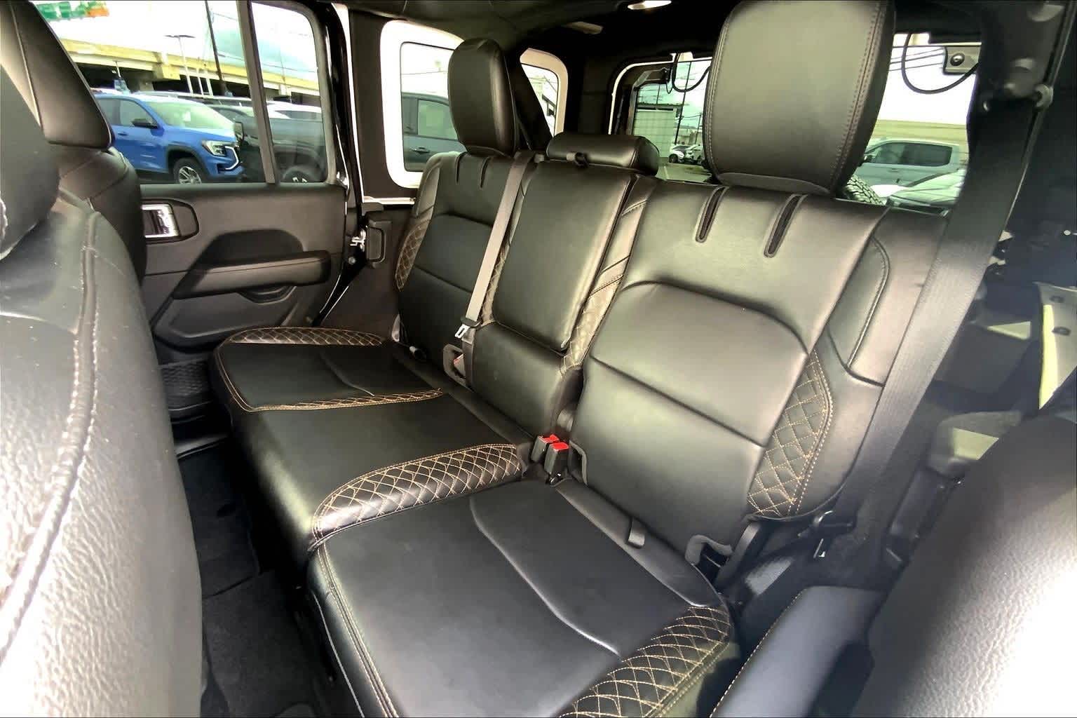 Thumbnail: 2021 Jeep Wrangler - 30