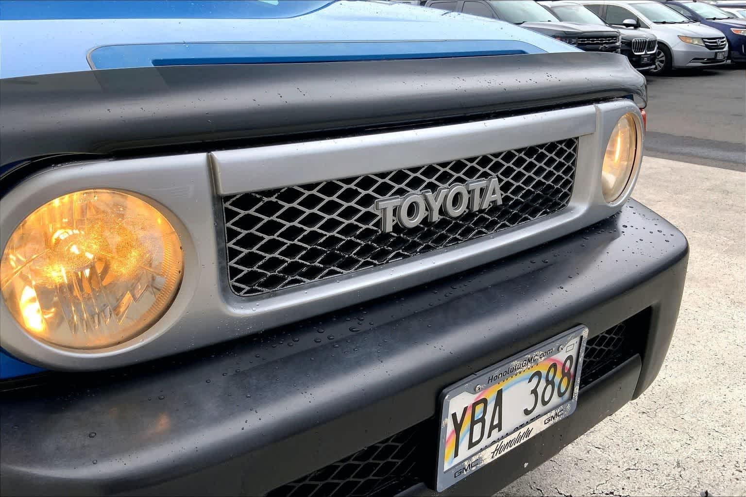 Thumbnail: 2007 Toyota FJ Cruiser - 31