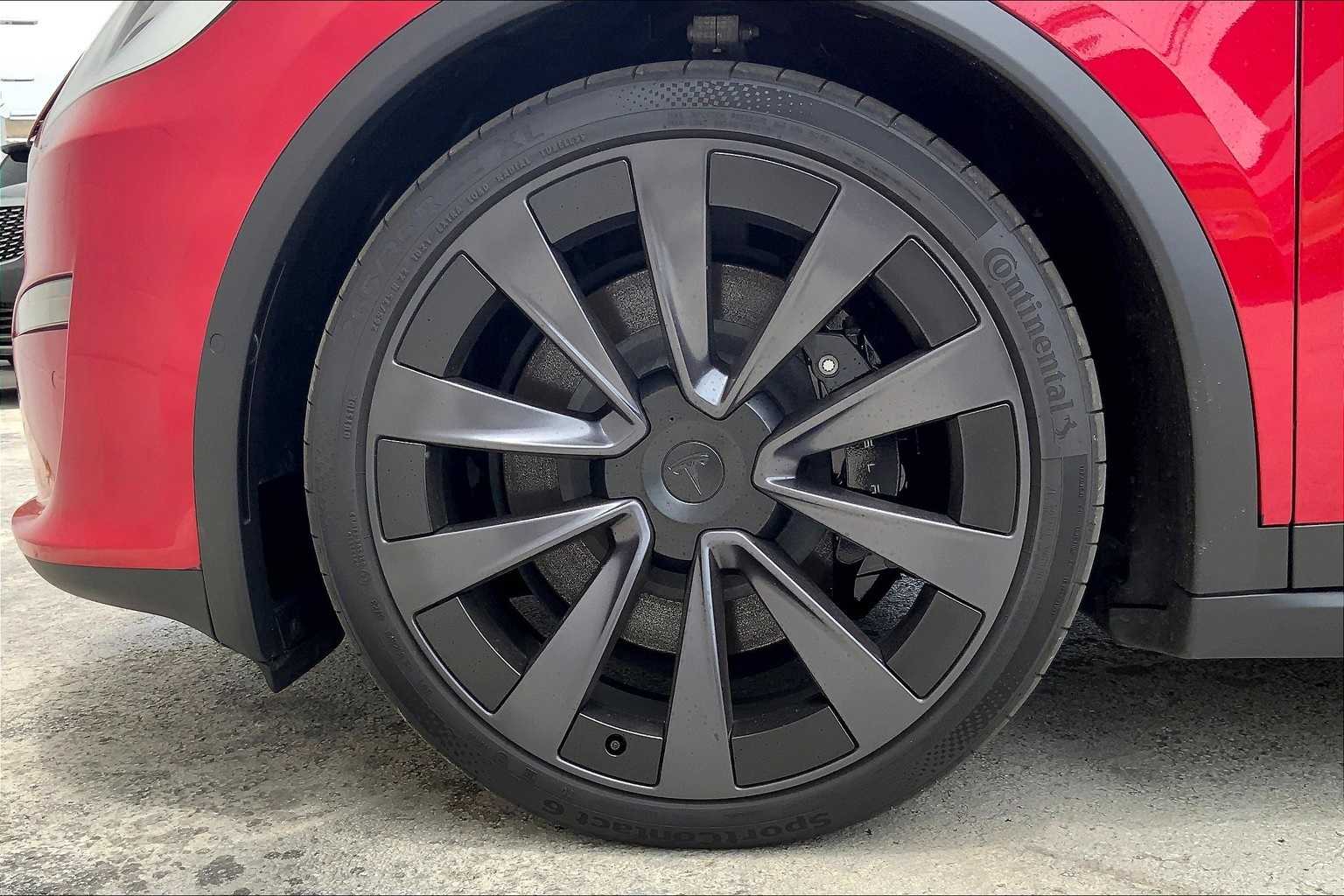 Thumbnail: 2022 Tesla Model X - 9