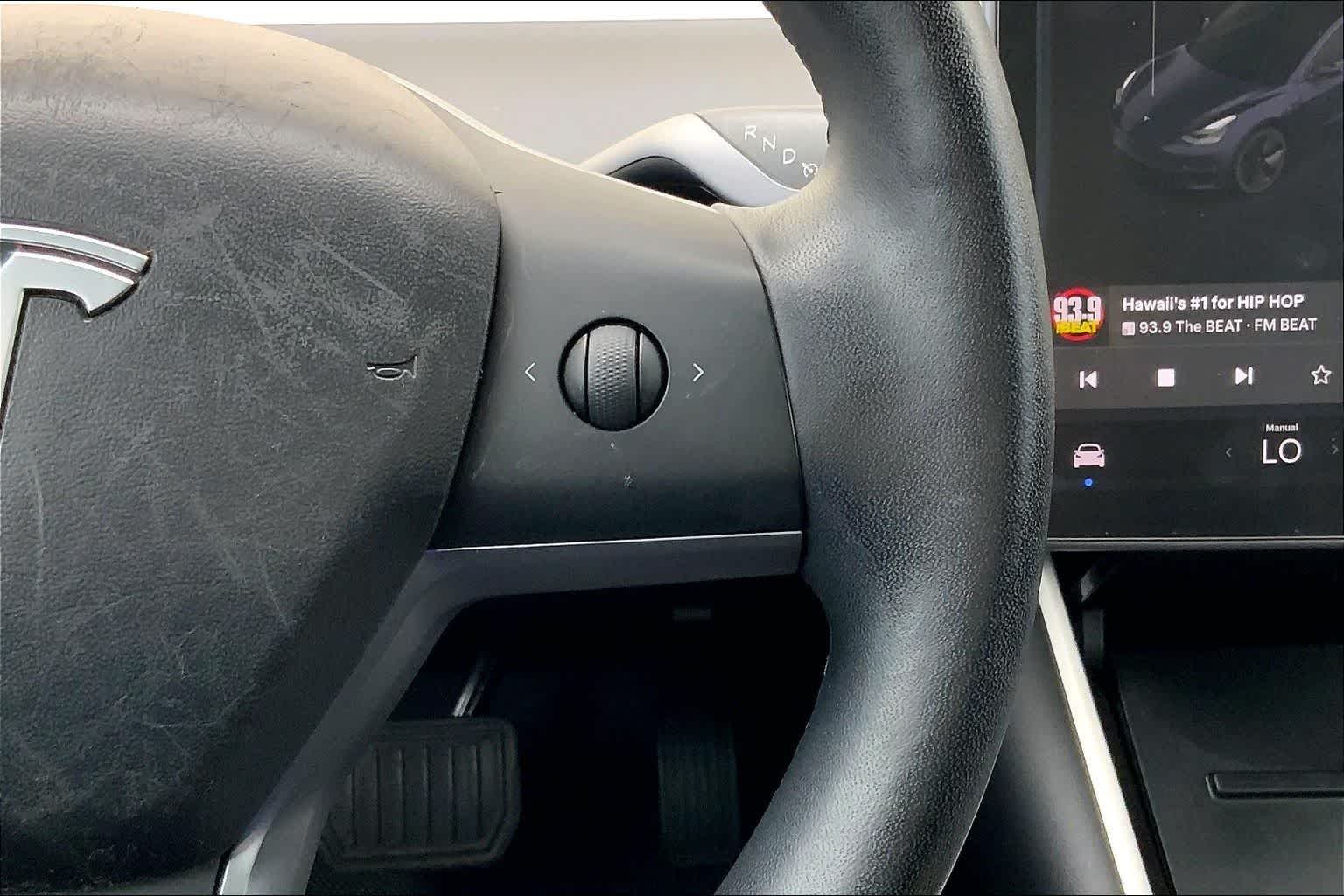 Thumbnail: 2020 Tesla Model 3 - 24