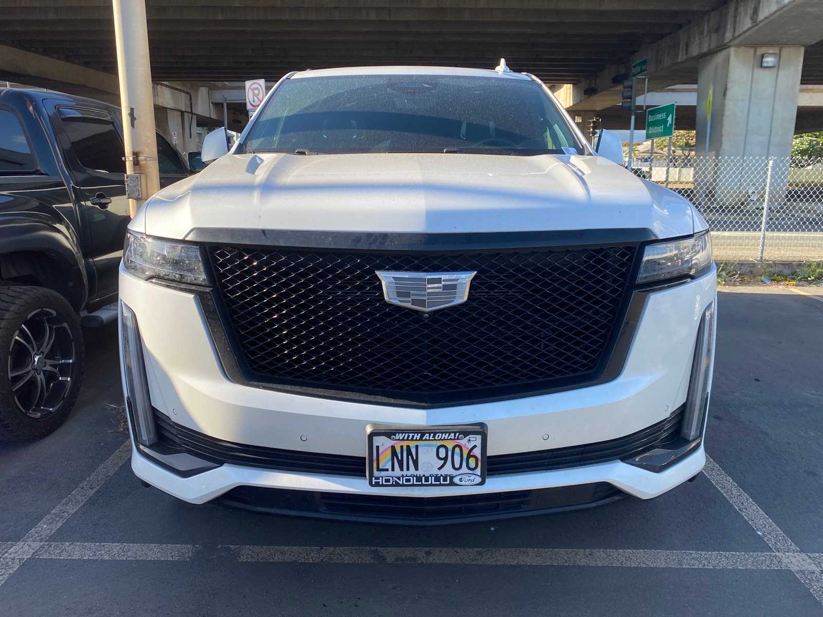 2023 Cadillac Escalade ESV Sport Platinum 2