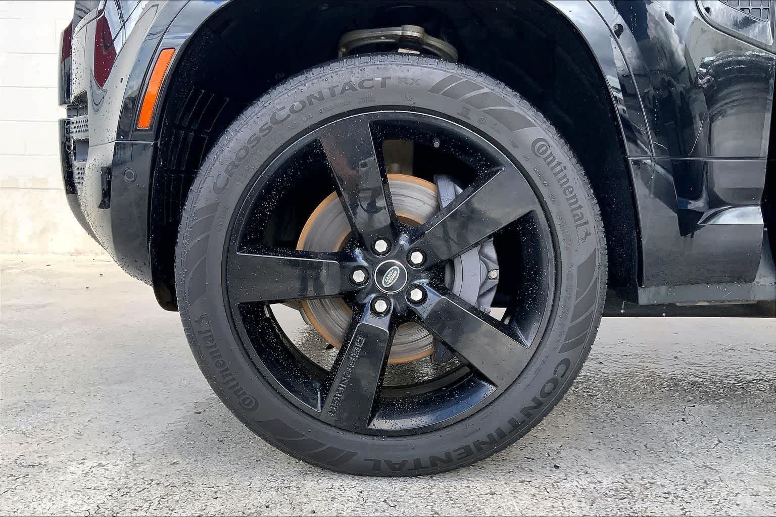 Thumbnail: 2022 Land Rover Defender - 9