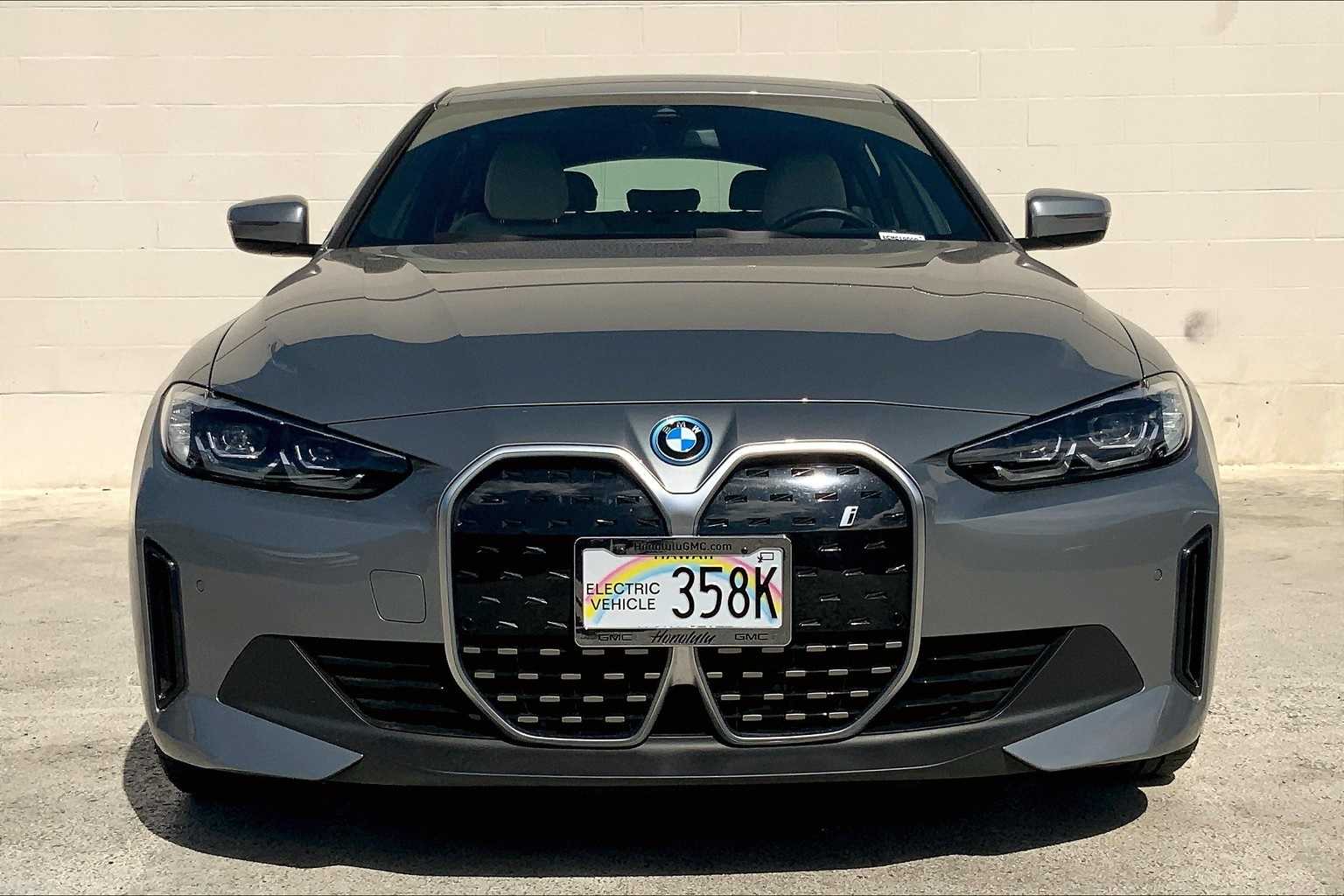 Thumbnail: 2022 BMW i4 - 7