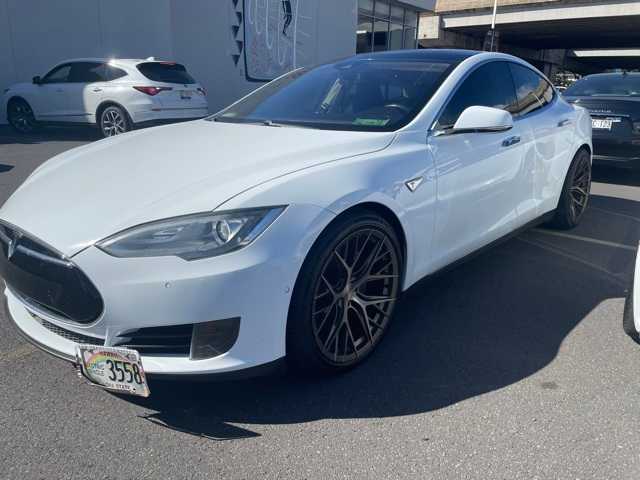 Thumbnail: 2015 Tesla Model S - 1