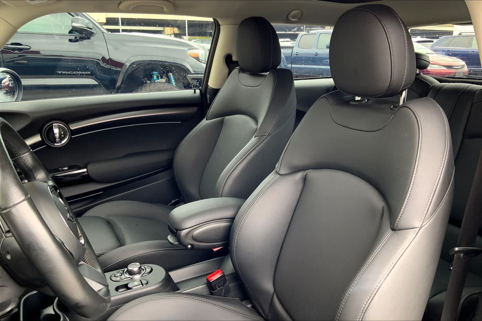 Thumbnail: 2024 MINI Cooper Hardtop - 11