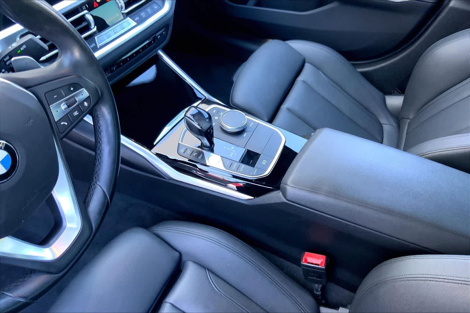 Thumbnail: 2019 BMW 3 Series - 17