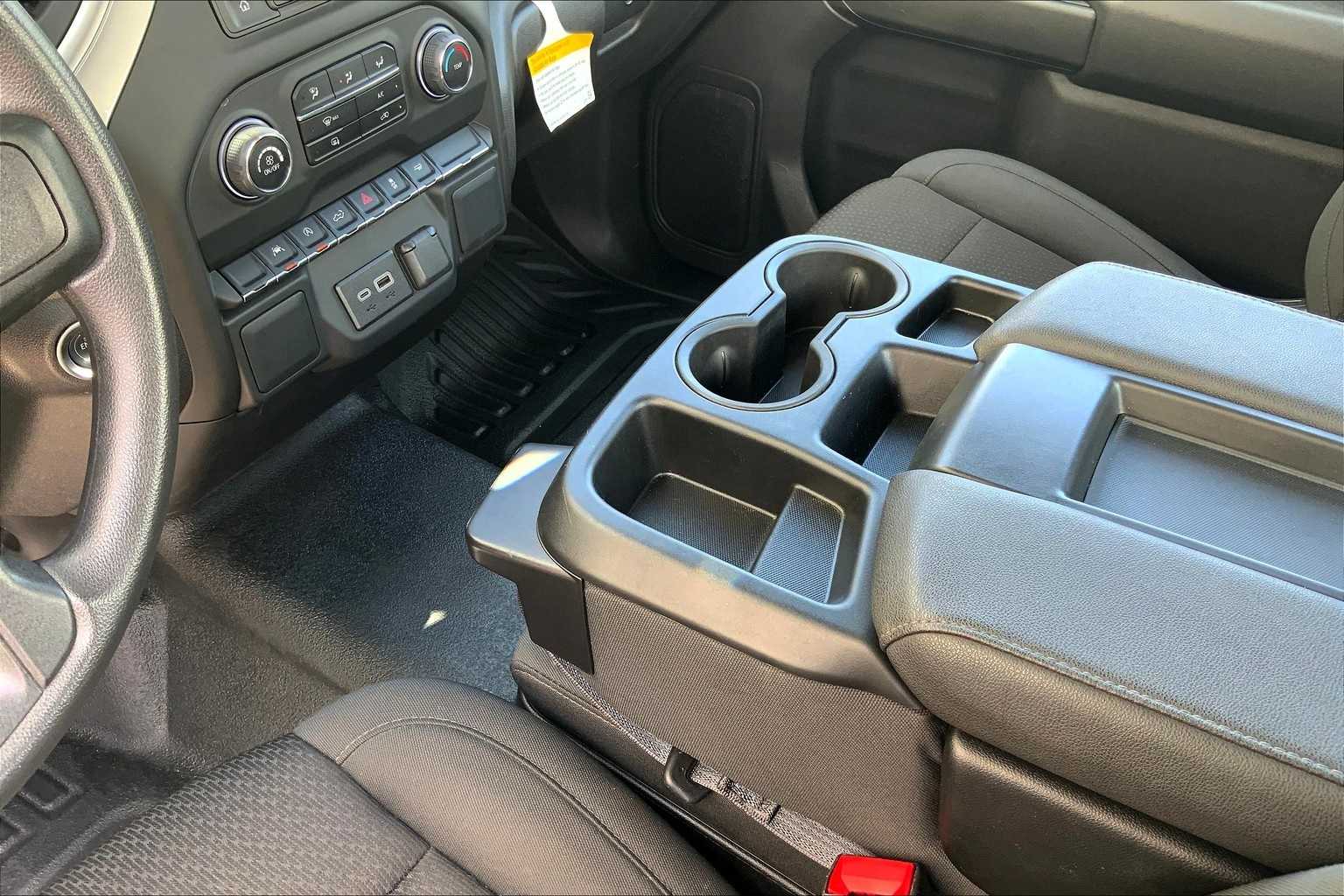 Thumbnail: 2024 Chevrolet Silverado 1500 - 16