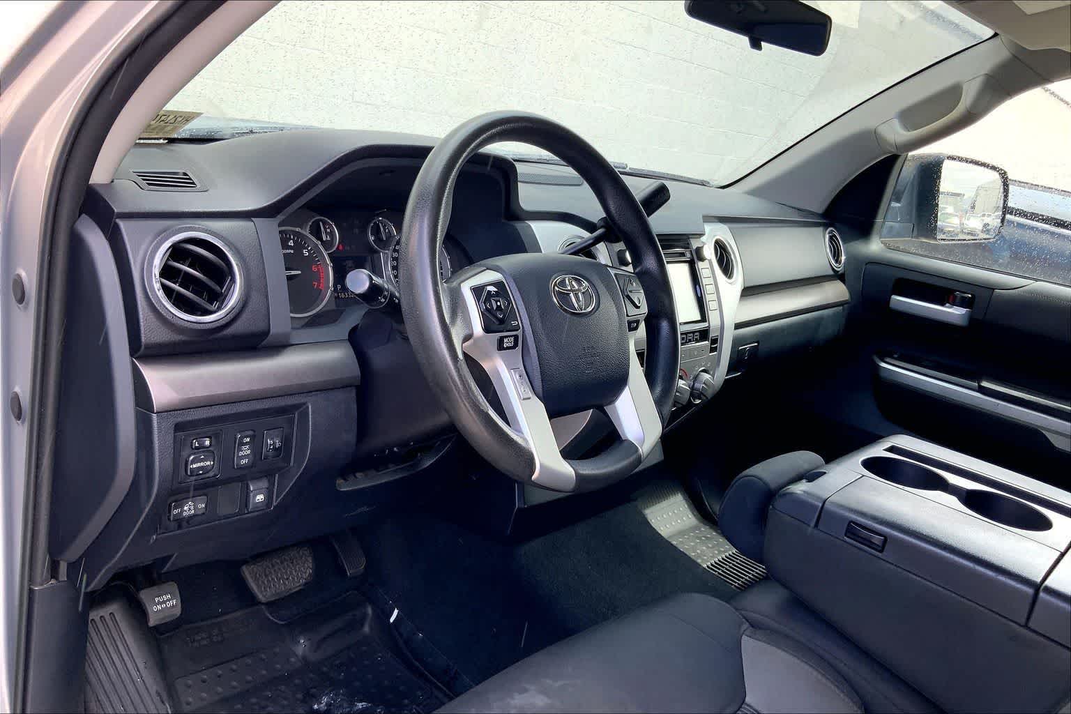Thumbnail: 2017 Toyota Tundra - 2