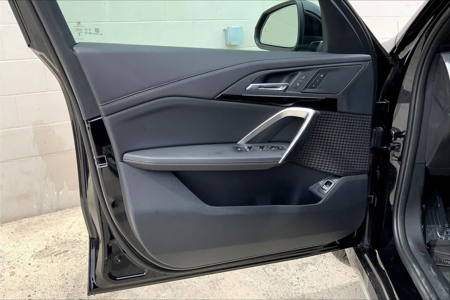 Thumbnail: 2025 BMW X1 - 28