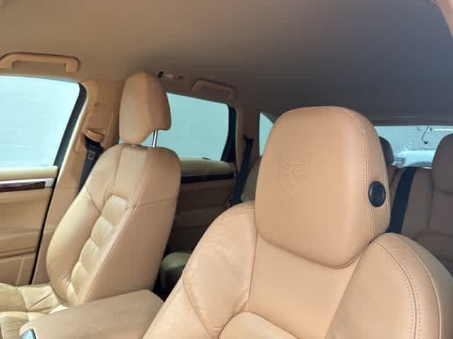 Thumbnail: 2012 Porsche Cayenne - 10