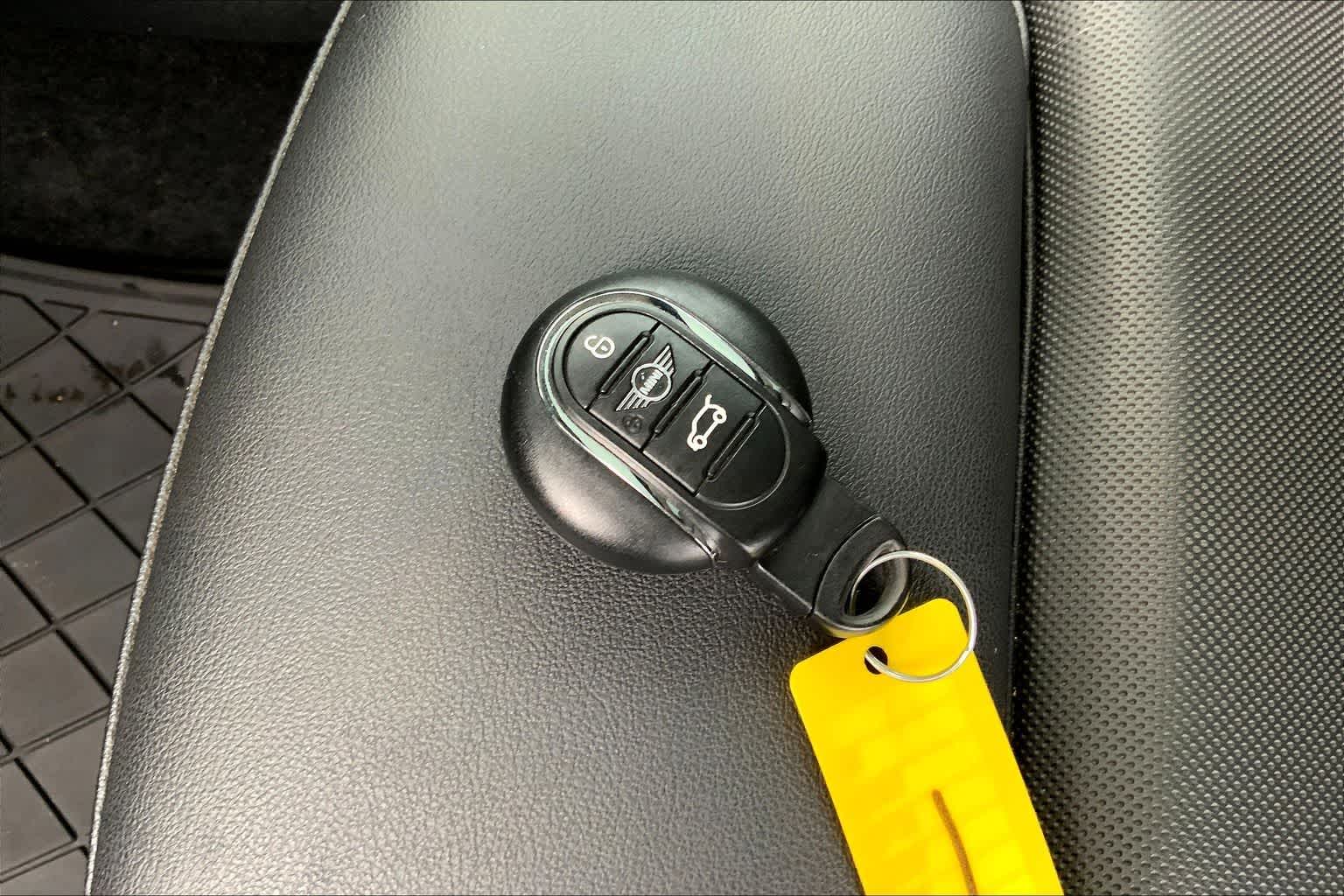 Thumbnail: 2024 MINI Cooper Hardtop - 18