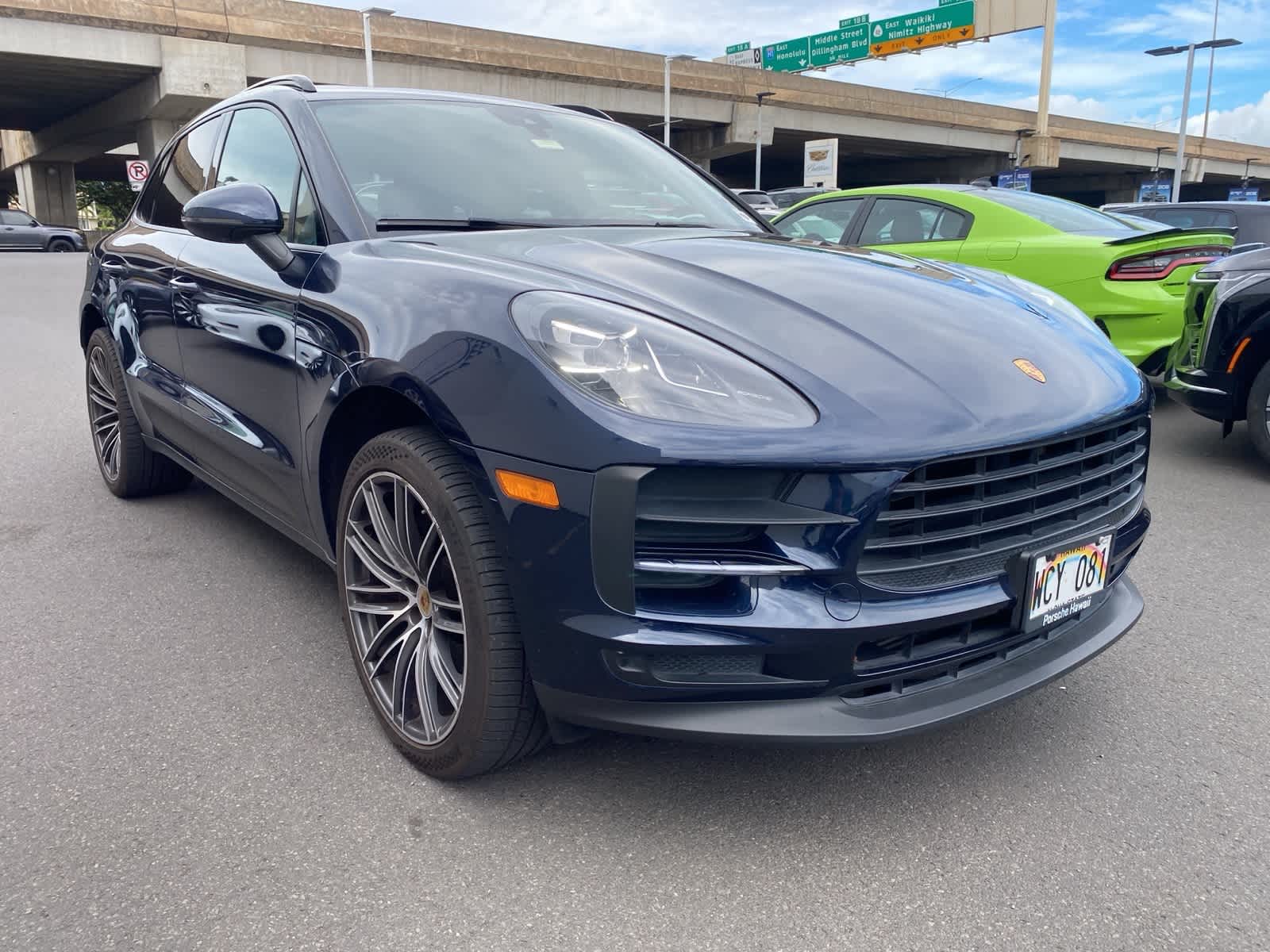 Thumbnail: 2020 Porsche Macan - 3