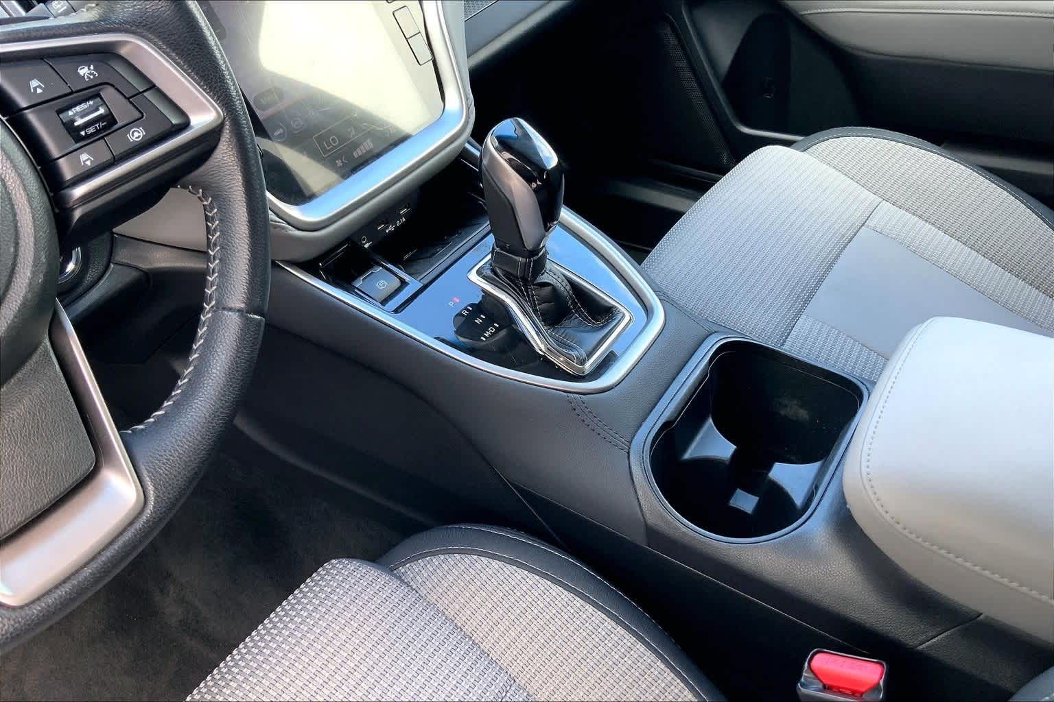 Thumbnail: 2022 Subaru Outback - 17