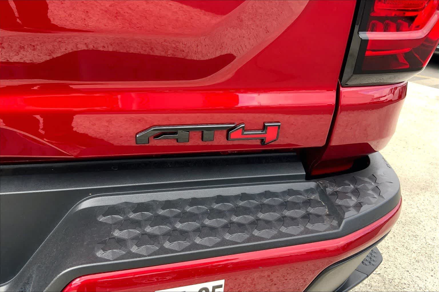 Thumbnail: 2023 GMC Canyon - 8