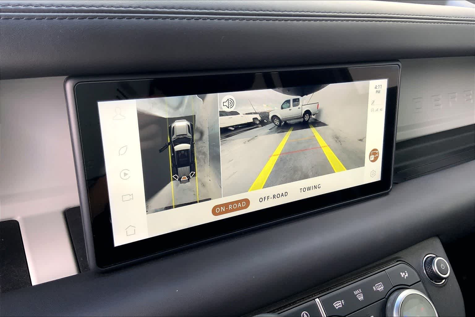 Thumbnail: 2022 Land Rover Defender - 26