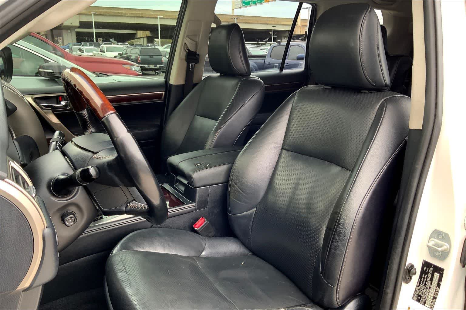 Thumbnail: 2017 Lexus GX - 12