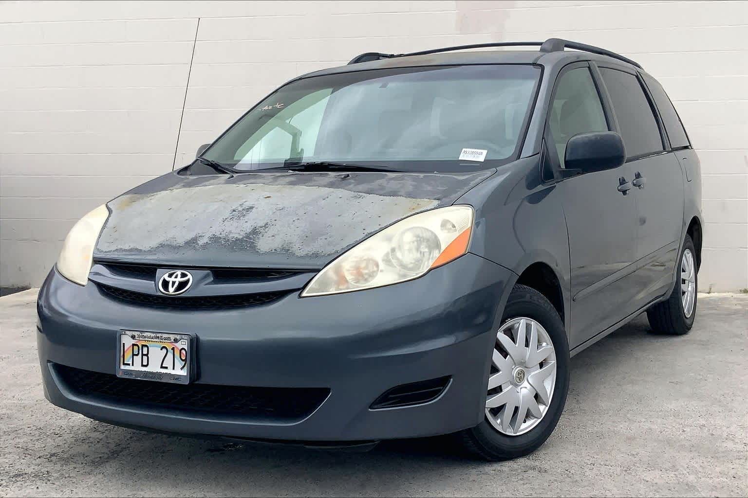 2010 Toyota Sienna  -
                  Honolulu, HI
