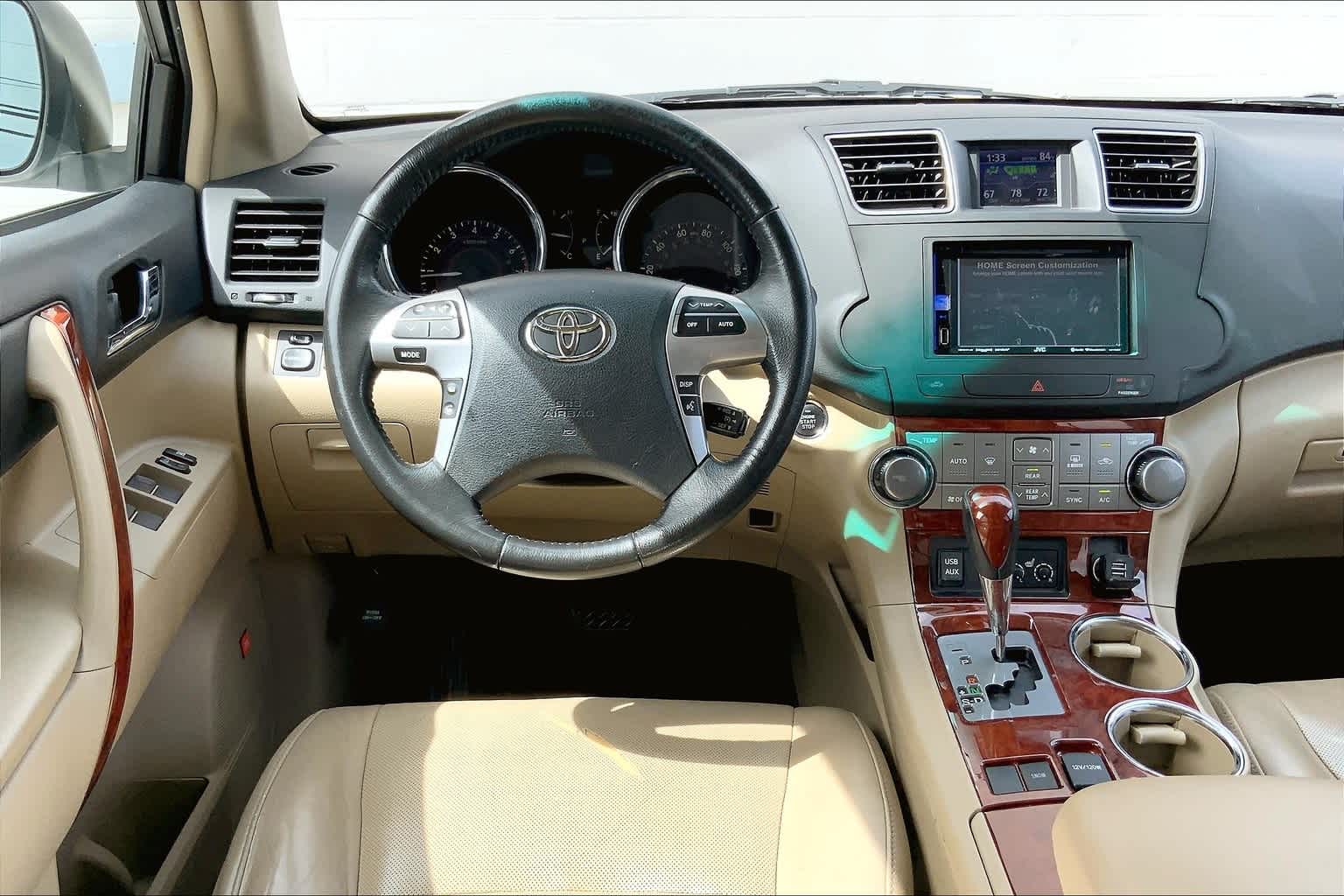 Thumbnail: 2012 Toyota Highlander - 14
