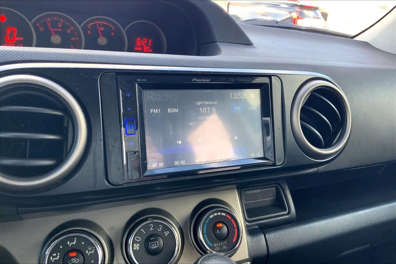 Thumbnail: 2015 Scion xB - 26