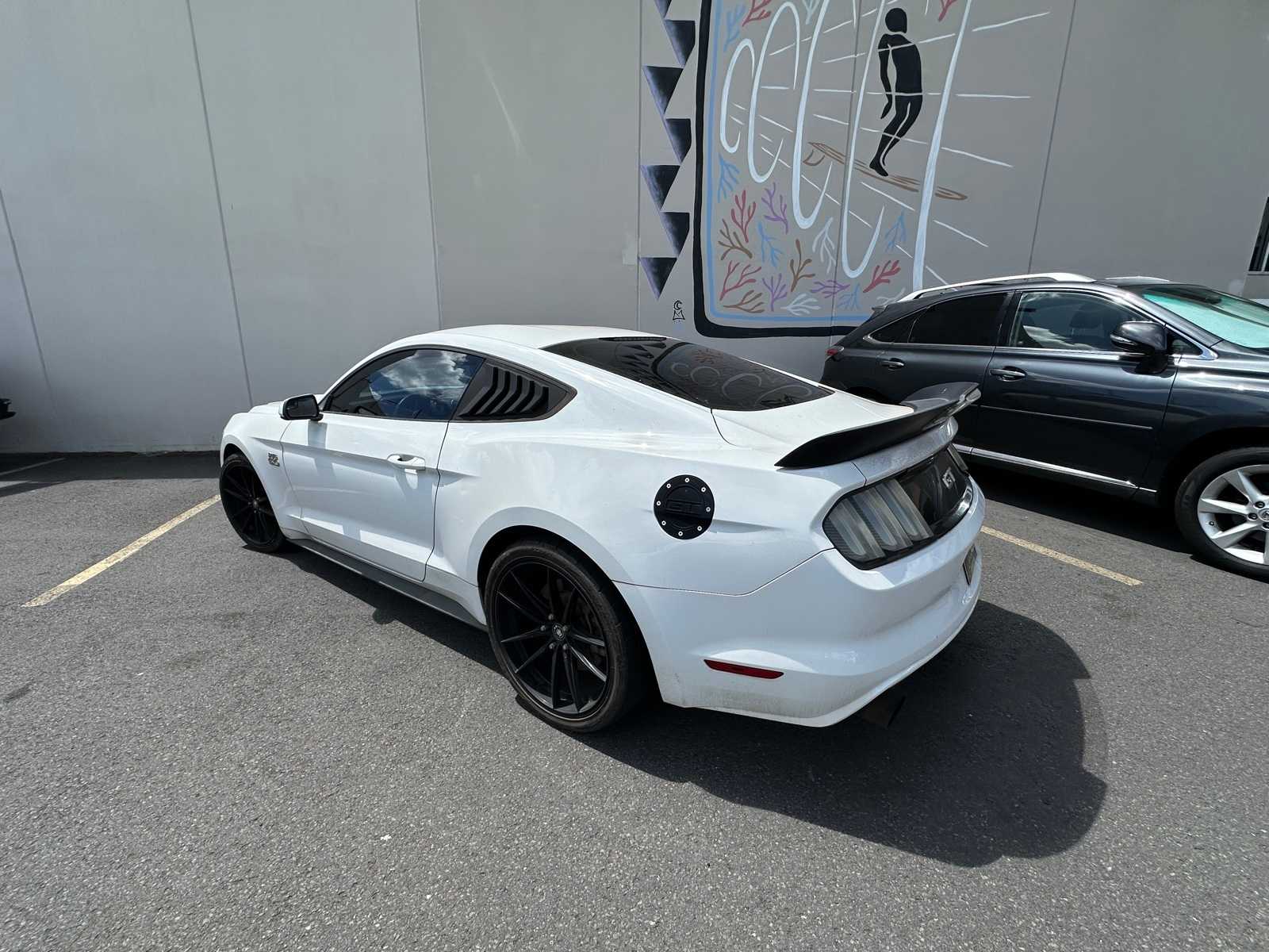 Thumbnail: 2017 Ford Mustang - 7