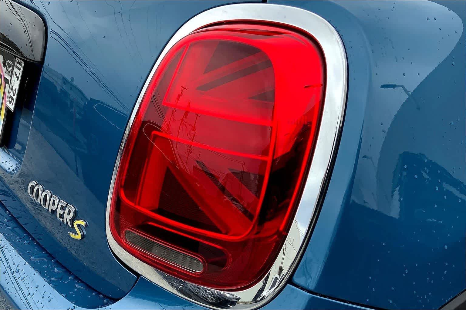 Thumbnail: 2024 MINI Cooper Hardtop - 31