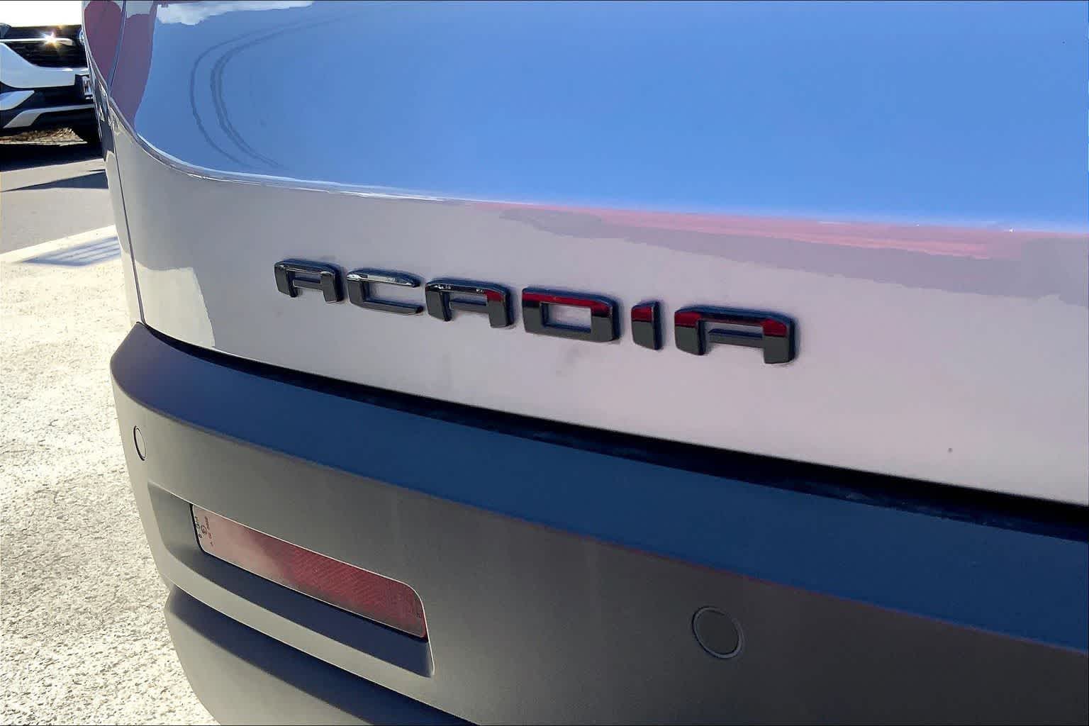 Thumbnail: 2023 GMC Acadia - 7