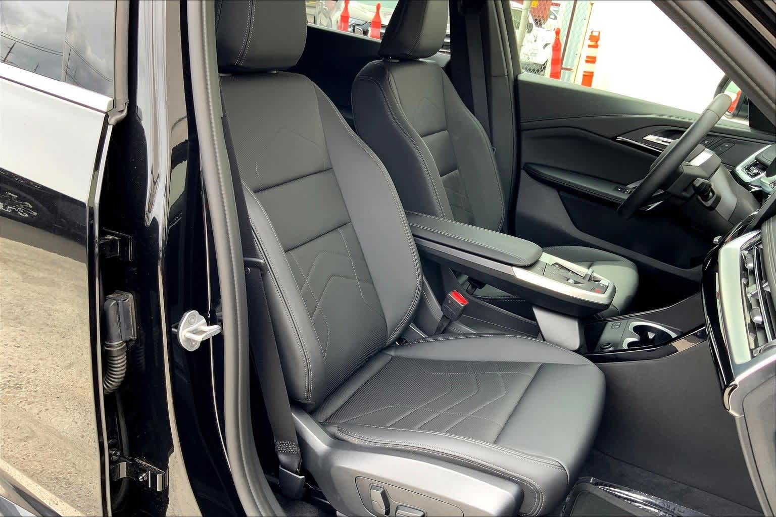 Thumbnail: 2025 BMW X1 - 14