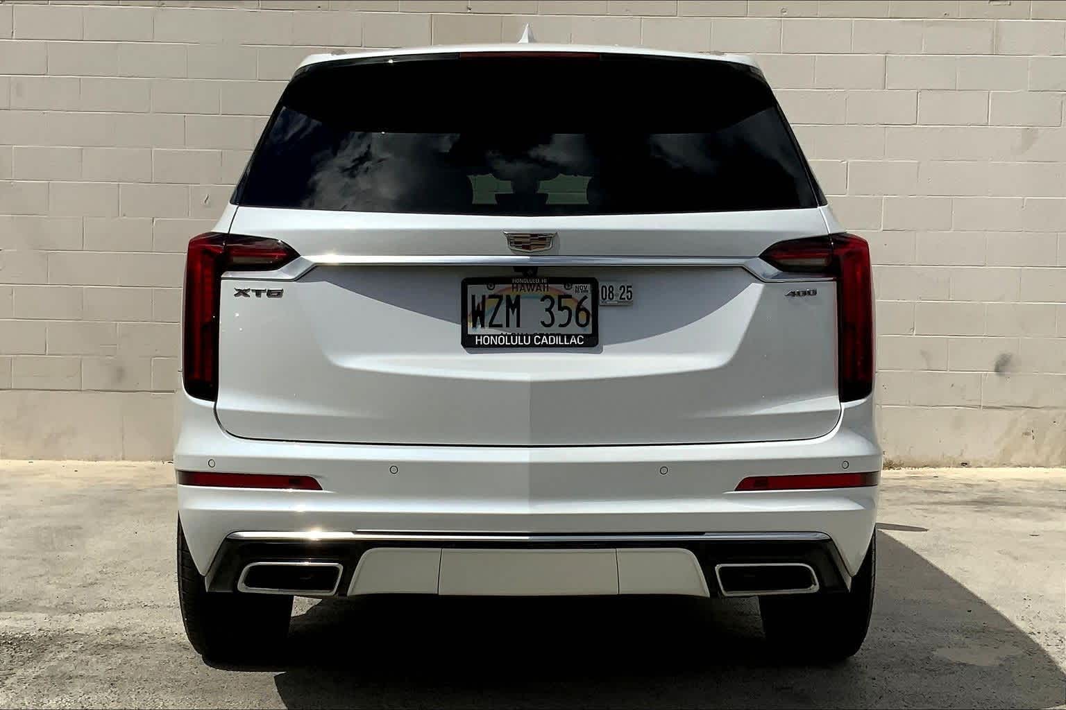 Thumbnail: 2023 Cadillac XT6 - 6