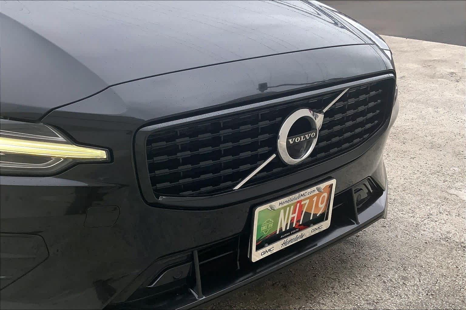 Thumbnail: 2021 Volvo S60 - 33