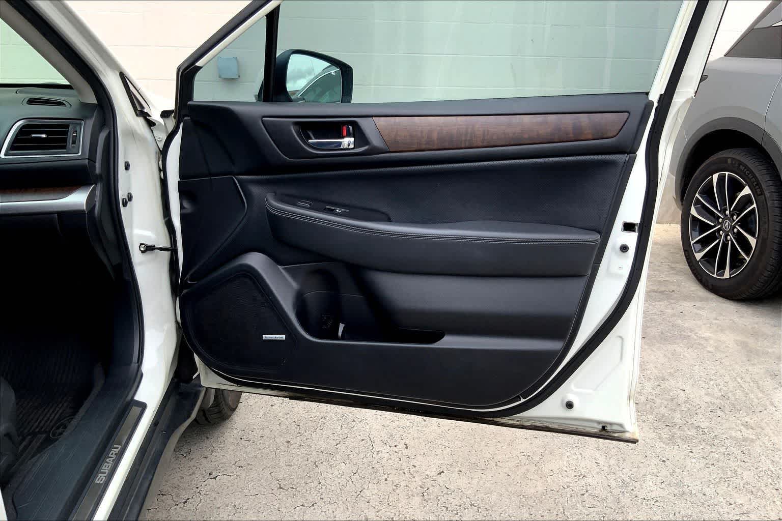 Thumbnail: 2016 Subaru Outback - 28