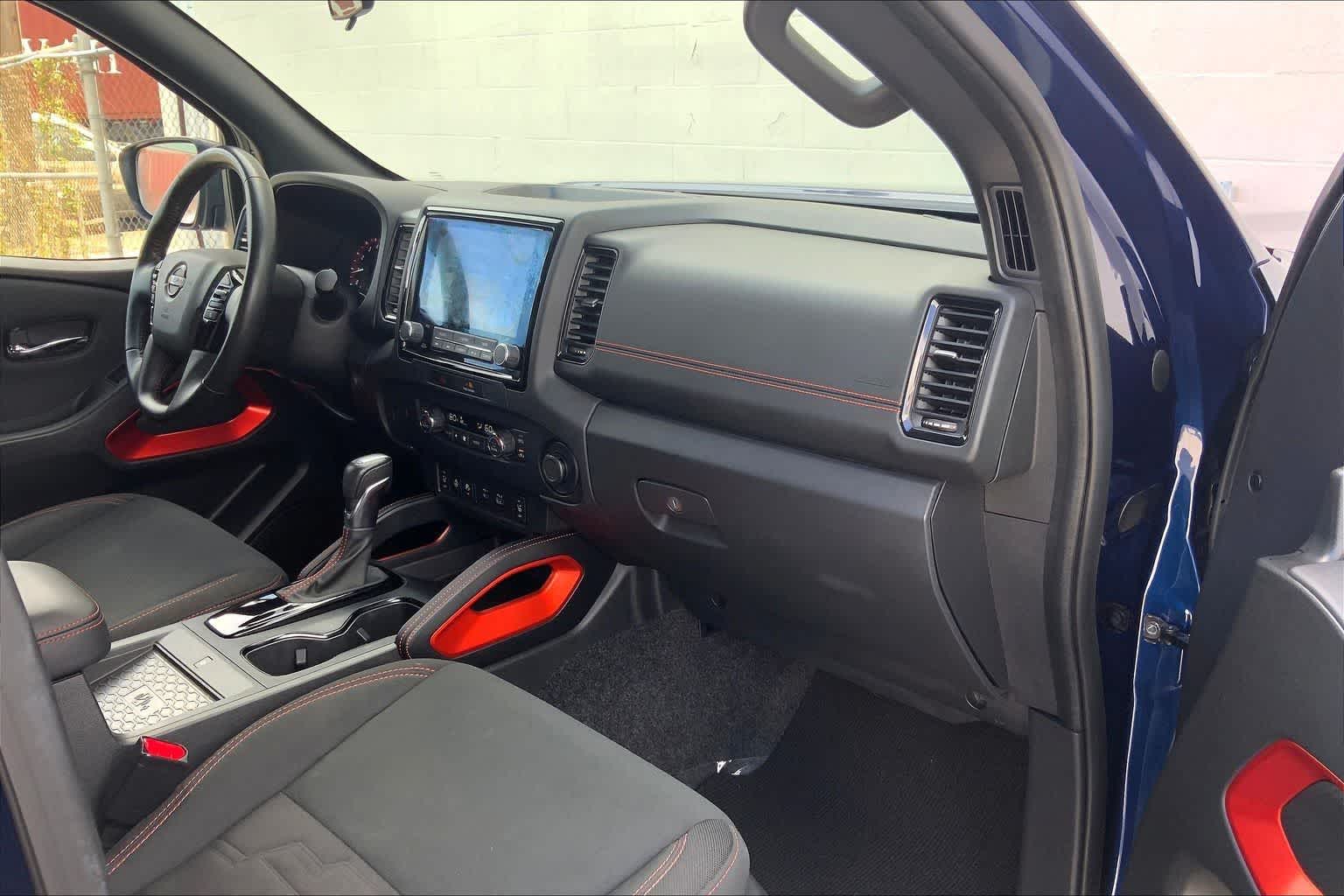 Thumbnail: 2022 Nissan Frontier - 23