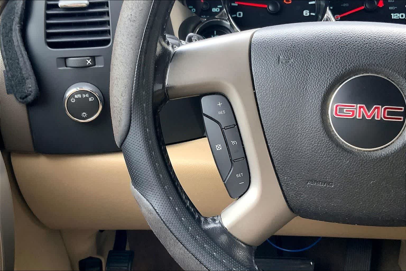 Thumbnail: 2012 GMC Sierra 1500 - 24