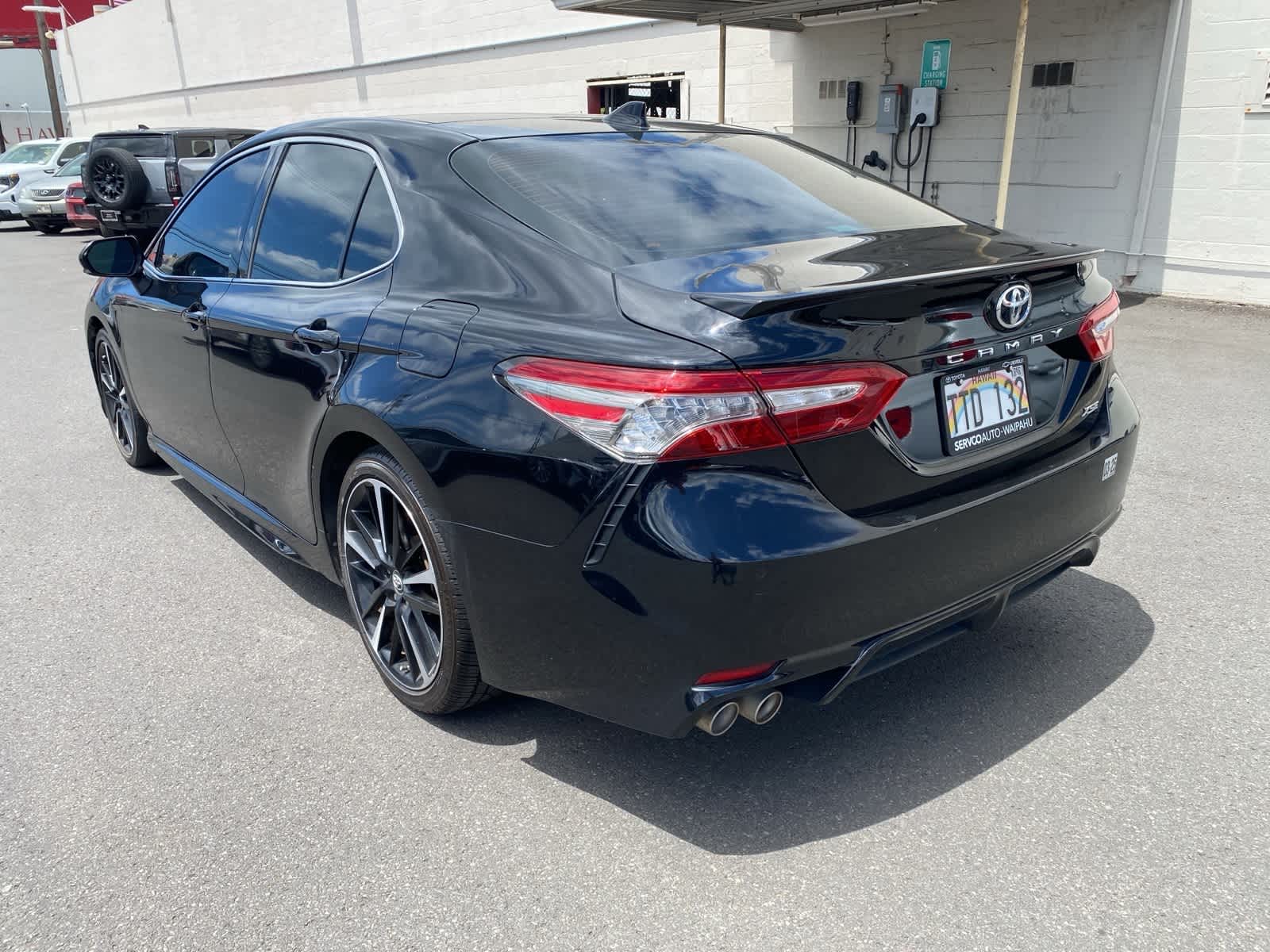 Thumbnail: 2018 Toyota Camry - 7
