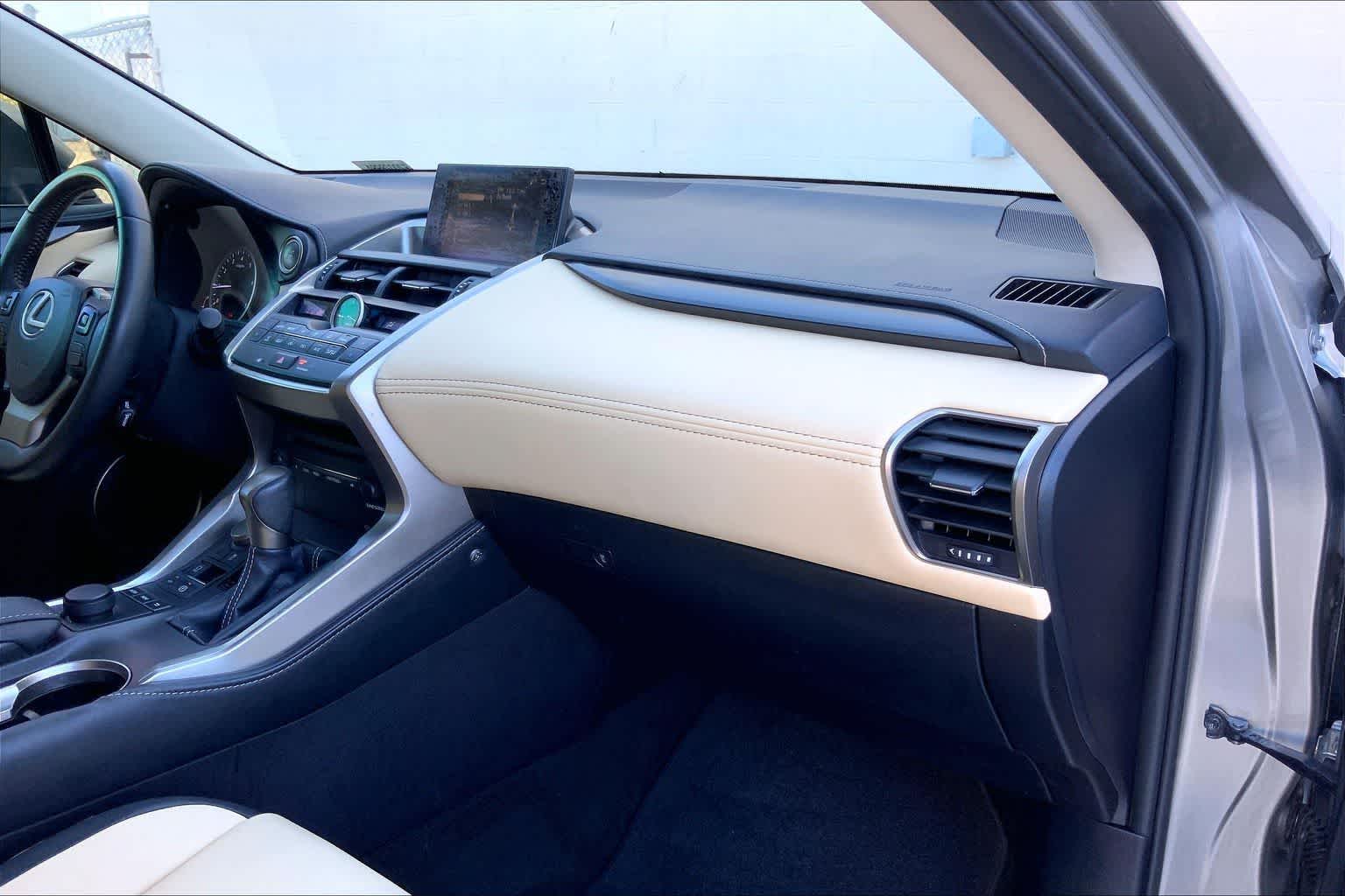 Thumbnail: 2015 Lexus NX - 24