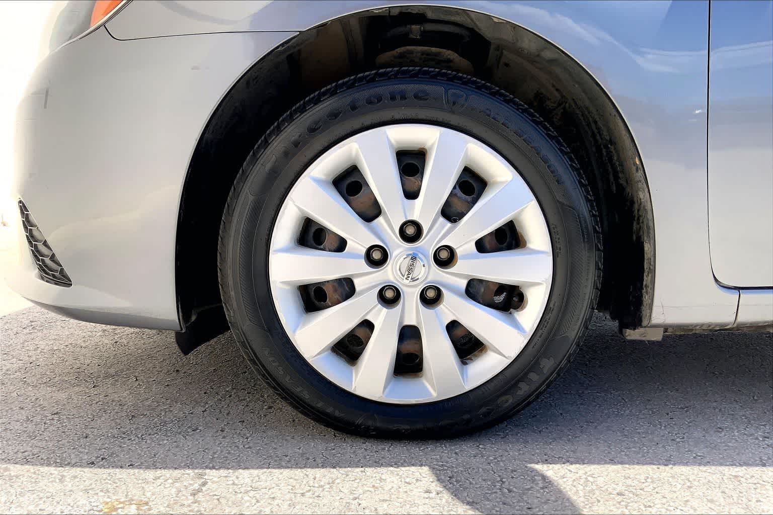 Thumbnail: 2019 Nissan Sentra - 8